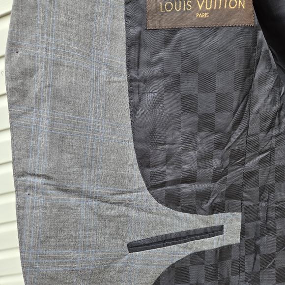 Louis Vuitton blazer. Euro Size 46/ 170/70A - Picture 7 of 8